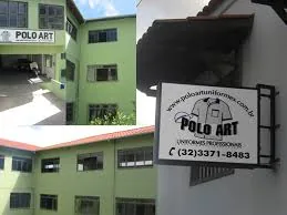 Fachada e equipe da Polo Art Uniformes em São João del Rei